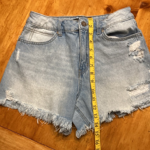 Sincerely Jules Women Light Blue Distressed Holes Raw Hem Denim Jean Shorts - Picture 4 of 6